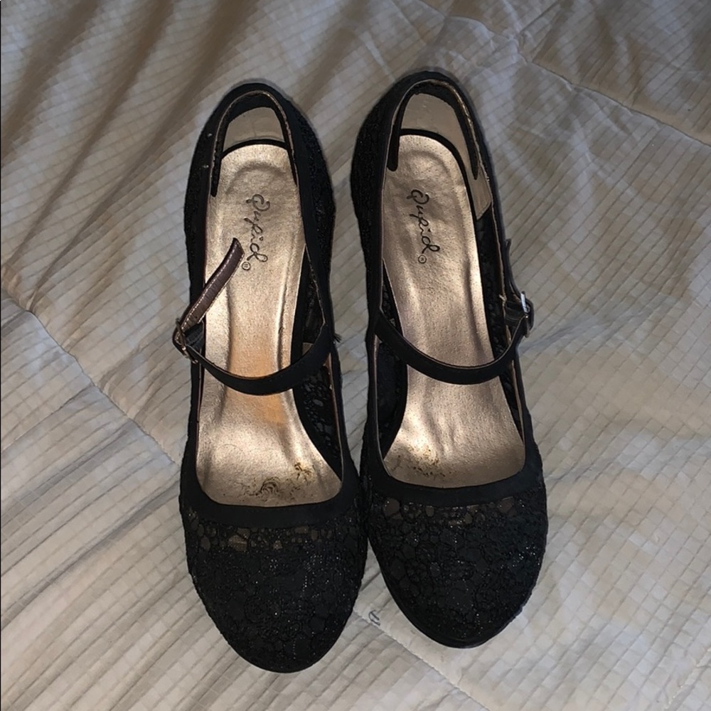 Qupid black lace heels
